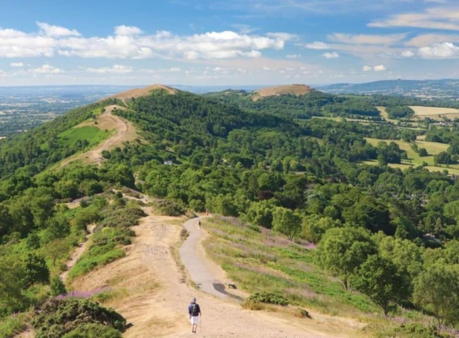 Charming Malvern Cottage With Outstanding Views Malvern Wells Luaran gambar